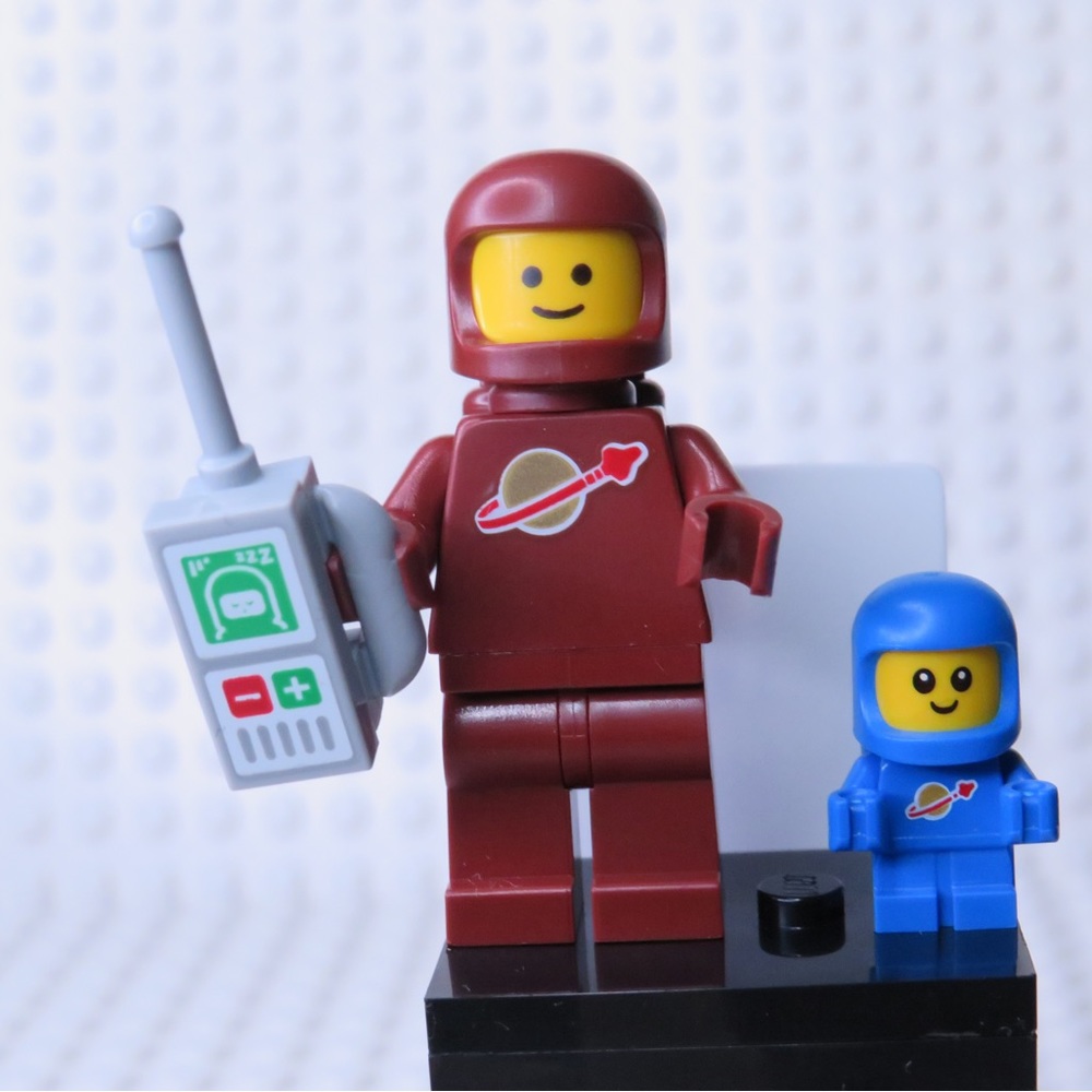 LEGO SPACE MAN AND SPACE BABY
